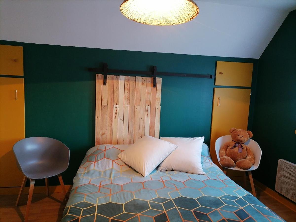 Chez Sophie Et Thibault Hotel Sceaux-du-Gatinais Екстериор снимка